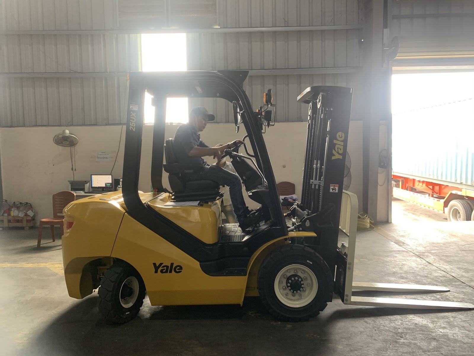 GDP20-35UX diesel forklift has many outstanding advantages to become Yale's best-selling forklift