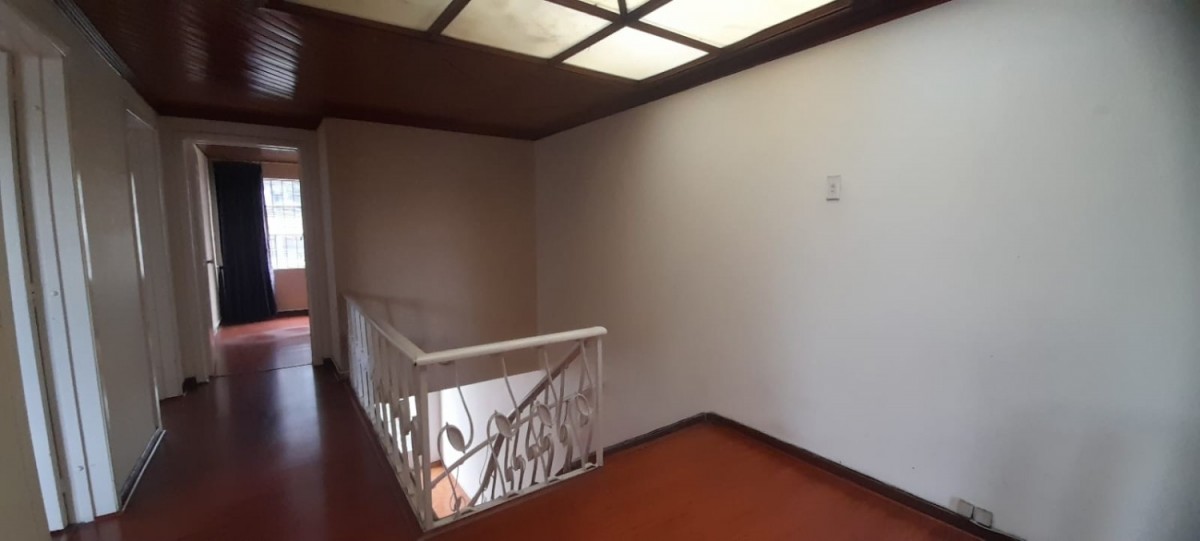 Casa En Venta - La Soledad, Bogota