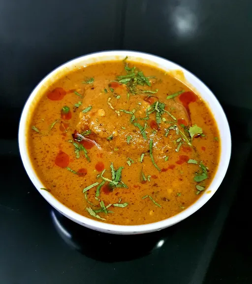 Masala Fish Curry [500 Ml, 4 Pieces]