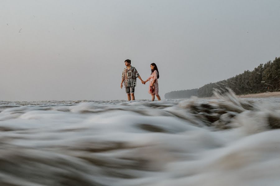 Svadobný fotograf Kemish Chaudhari (vowsandemotions). Fotografia publikovaná 9. februára 2021