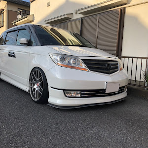 エリシオン RR1