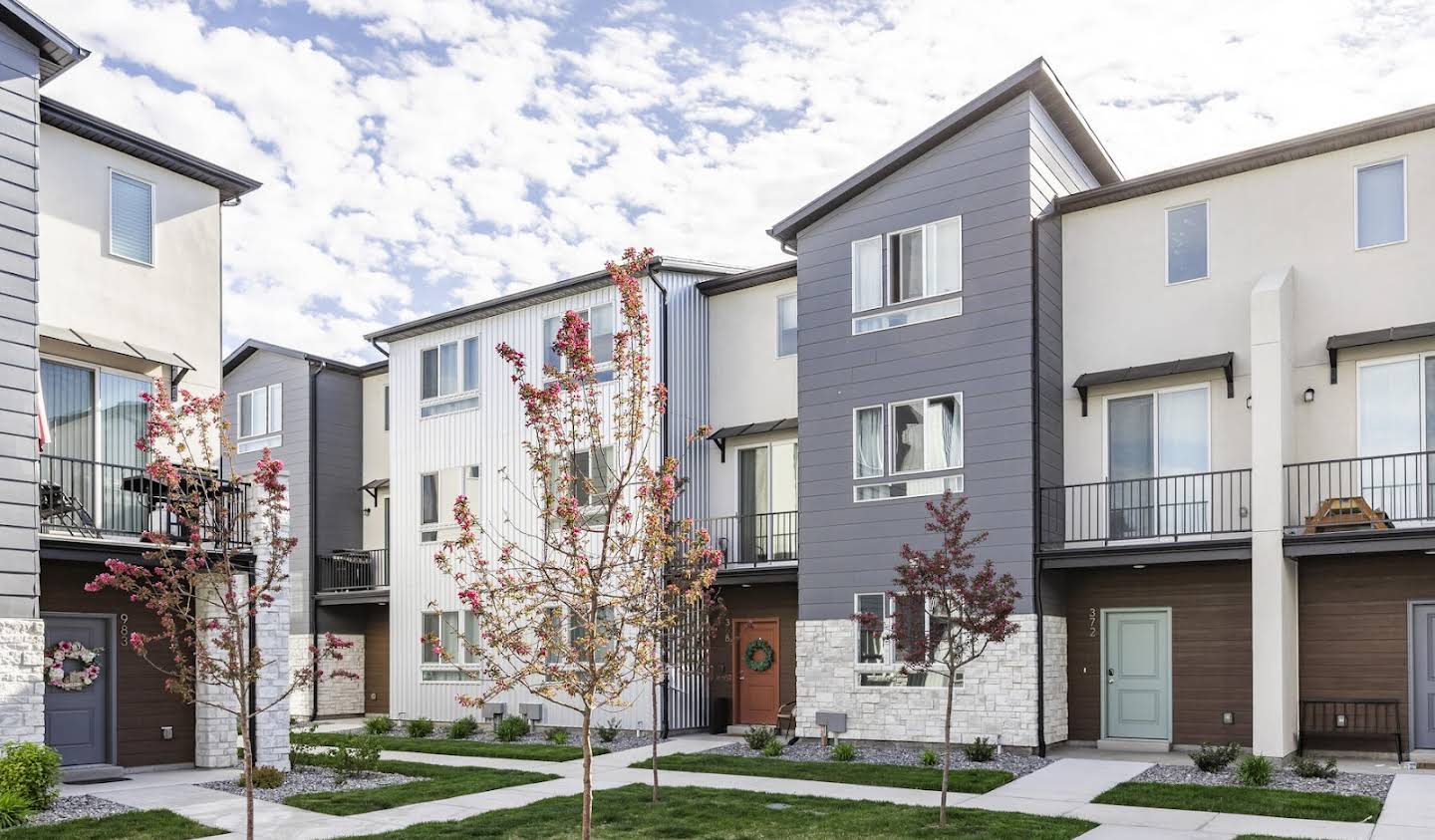 Apartment with pool American Fork