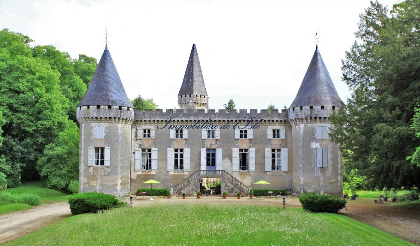 House with pool Champagnac-de-Belair