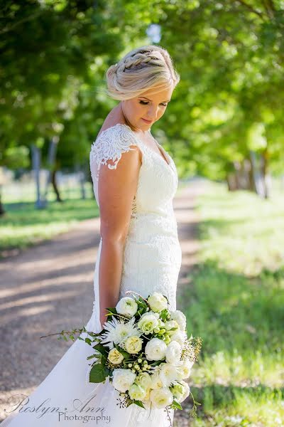 Fotografo di matrimoni Roslyn Ann (roslyn). Foto del 11 febbraio 2019