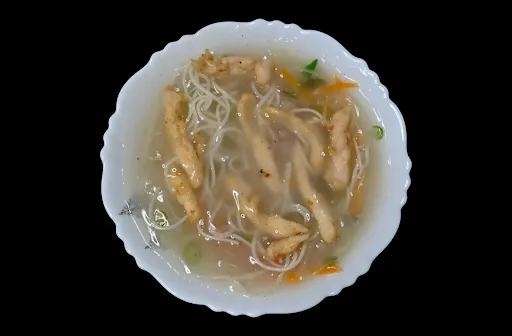 Chicken Noodles With Gravy