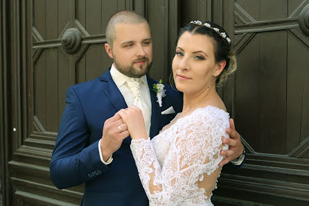 Wedding photographer Csilla Koncsol (koncsolcsilla). Photo of 3 June 2019