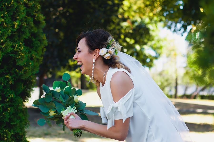 Fotografo di matrimoni Yuliya Karabanova (karabanka92). Foto del 3 novembre 2018