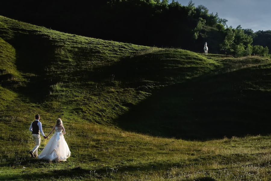 Fotógrafo de casamento Paul Simicel (bysimicel). Foto de 27 de julho 2018