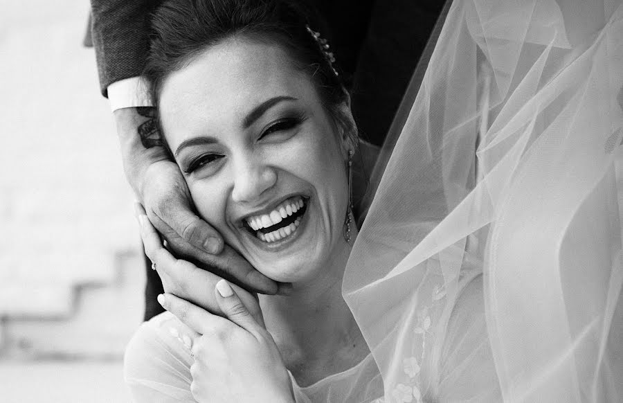 Fotografo di matrimoni Elena Porubova (porubovafoto). Foto del 21 febbraio 2017