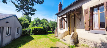 maison à La Guerche-sur-l'Aubois (18)