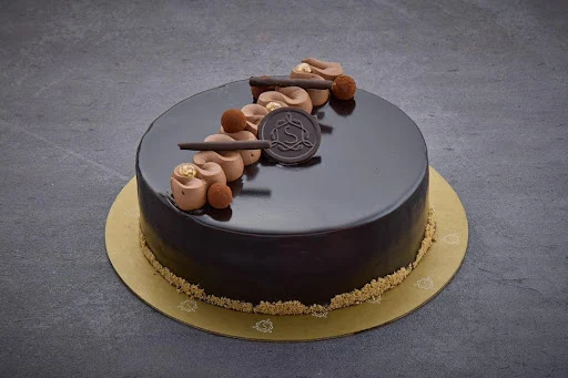 Belgium Chocolate Truffle Cake (1Kg)