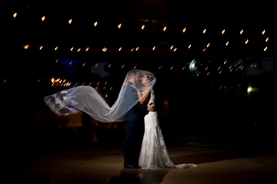 Fotógrafo de bodas Christian Barrantes (barrantes). Foto del 17 de abril 2019