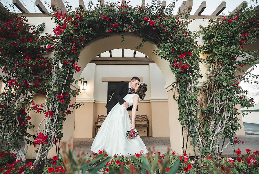 Fotografo di matrimoni Carrie Patricia (carriepatricia). Foto del 9 settembre 2019