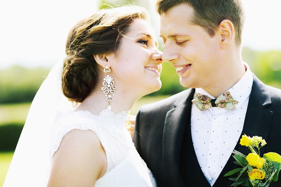 Fotógrafo de casamento Vitaliy Fedosov (vitalyf). Foto de 12 de fevereiro 2016