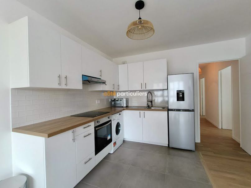 Location meublée appartement 4 pièces 81 m² à Asnieres-sur-seine (92600), 2 350 €