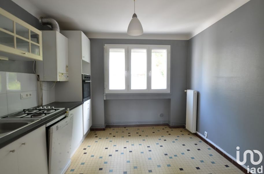 Vente appartement 4 pièces 88 m² à Unieux (42240), 89 000 €