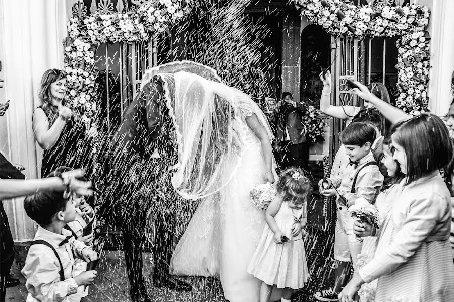 Wedding photographer Enzo Borzacchiello (ebfotografo). Photo of 3 May 2017