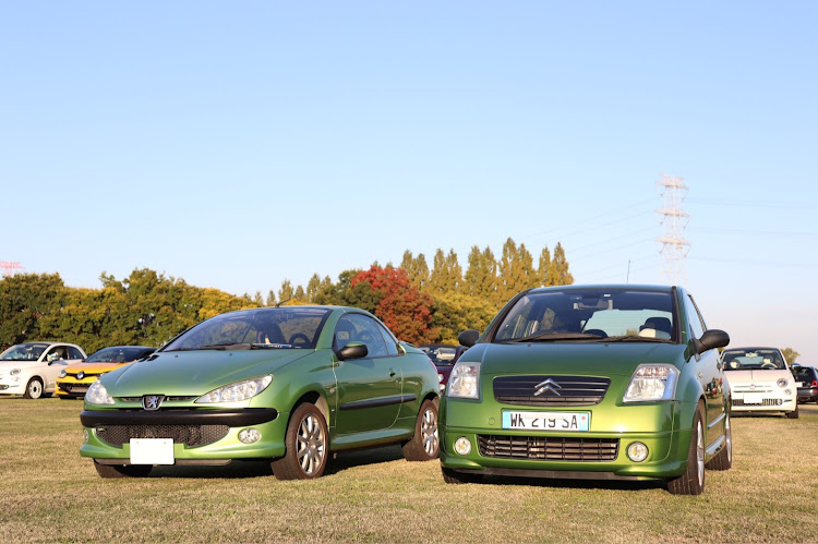 206の206CC・Peugeot・イタフラミーティング・さいたまイタフラミーティング・シトロエンに関するカスタム事例の投稿画像1枚目