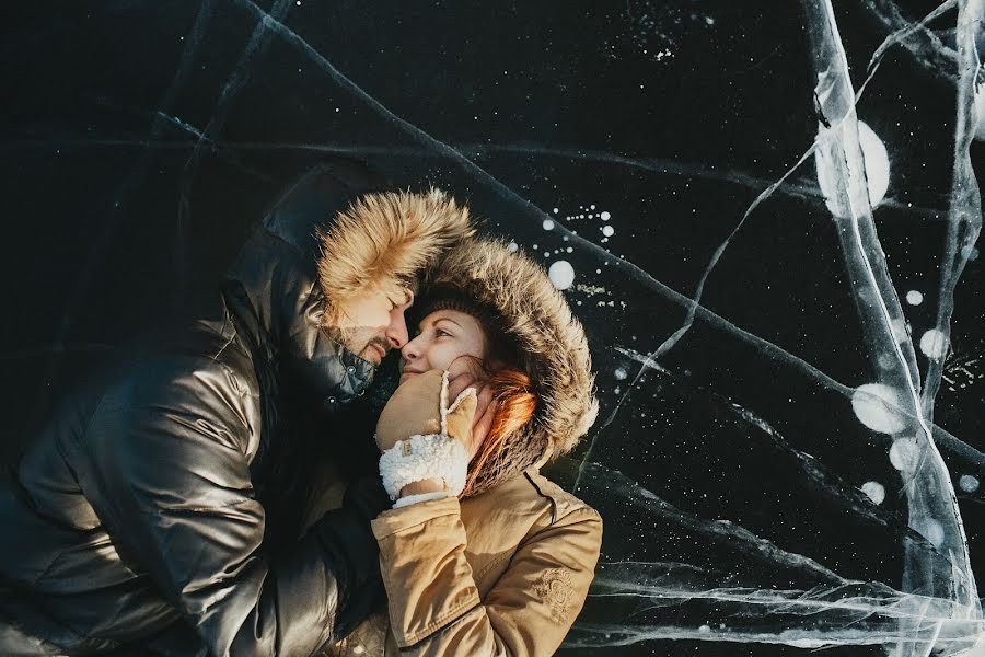 Fotógrafo de casamento Elena Gorina (gorina). Foto de 24 de dezembro 2015