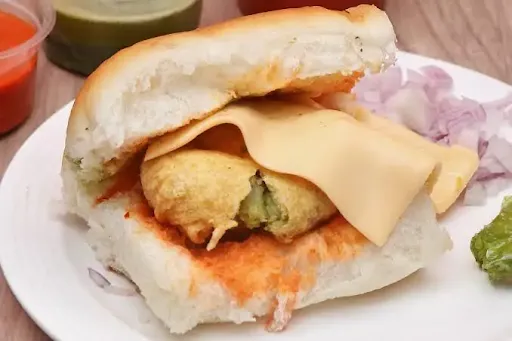 Vada Pav With Single Cheese Slice