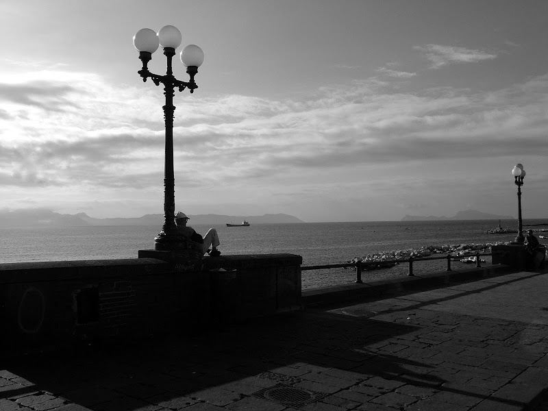 Siesta in controluce  di Nicola UrsoPh