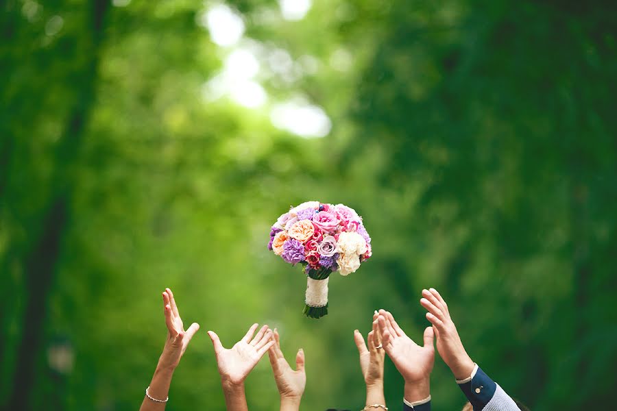 Wedding photographer Kseniya Bulanova (yellowyellow). Photo of 23 June 2014