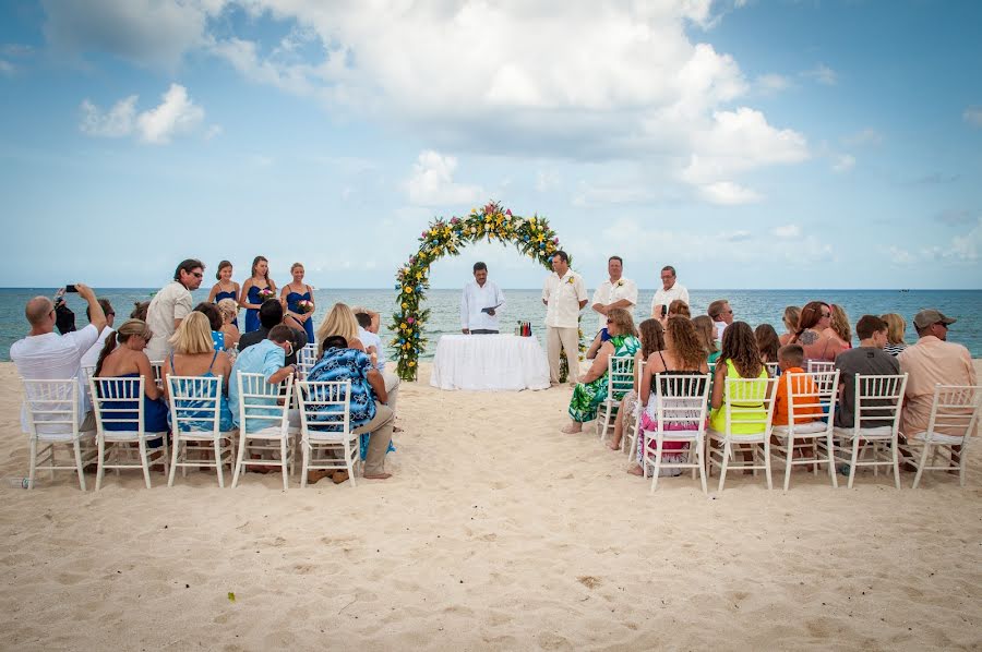 Wedding photographer Andrei Florescu (operafoto). Photo of 20 May 2019