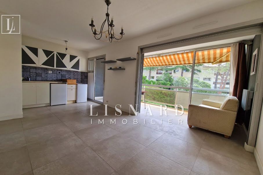 Vente appartement 1 pièce 33 m² à Vallauris (06220), 99 000 €