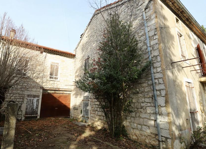 Vente maison 5 pièces 135 m² à Ruoms (07120), 193 600 €