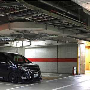 エスクァイア ZWR80G