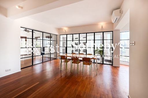 Apartment 5