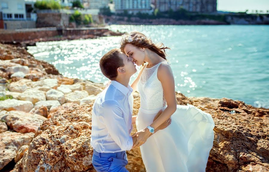 Wedding photographer Vadim Smolyak (dramat). Photo of 15 May 2018