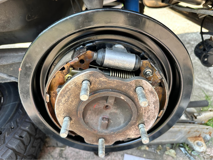 ジムニーのリアハブベアリング交換・DIY・ドライブシャフトの呪い・経験に勝るものはない・9mmオーバーフェンダーに関するカスタム事例の投稿画像3枚目