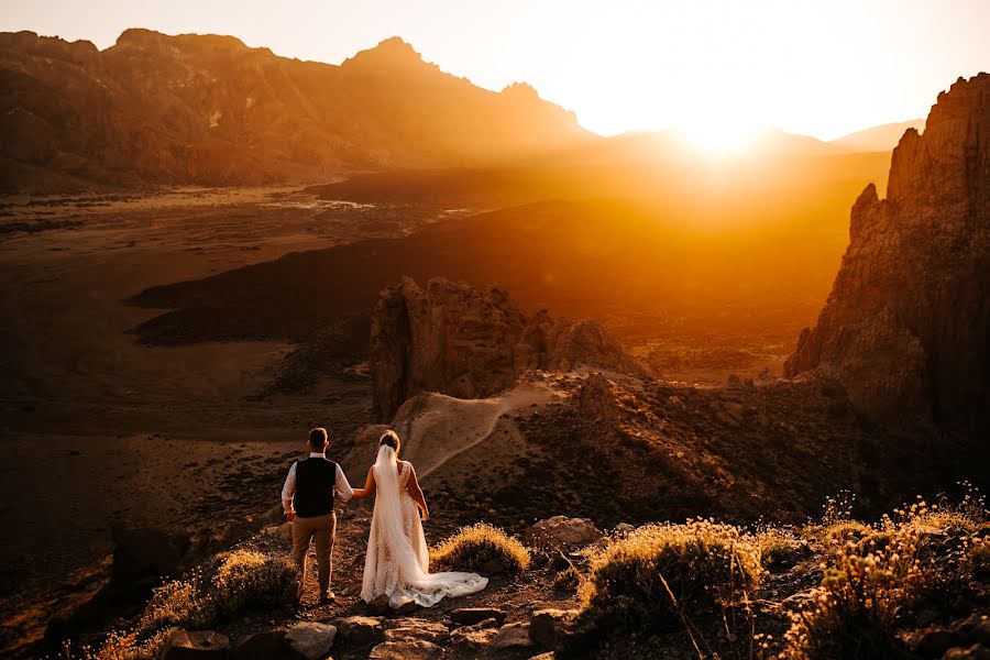 Wedding photographer Marcin Sosnicki (sosnicki). Photo of 17 December 2022