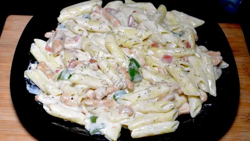 White Sauce Penne