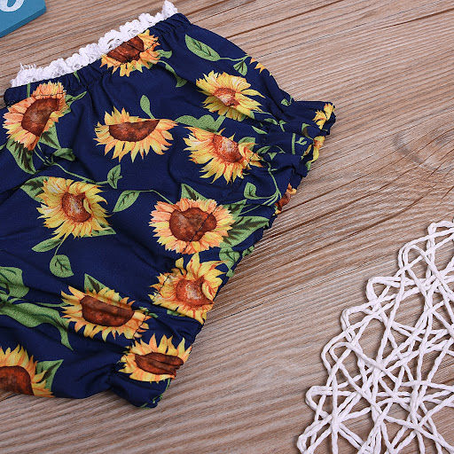 Title 10, Two-color baby ruffled collar flower shorts hea...
