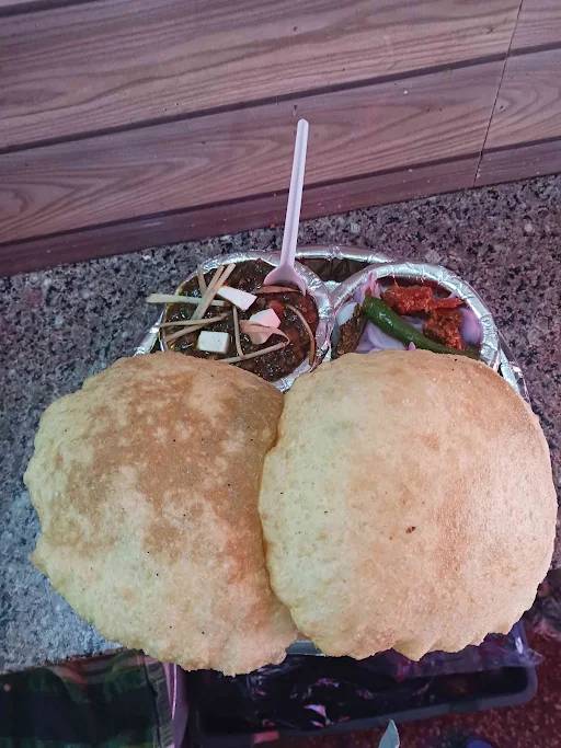 Chole Bhature [3 Bhature]