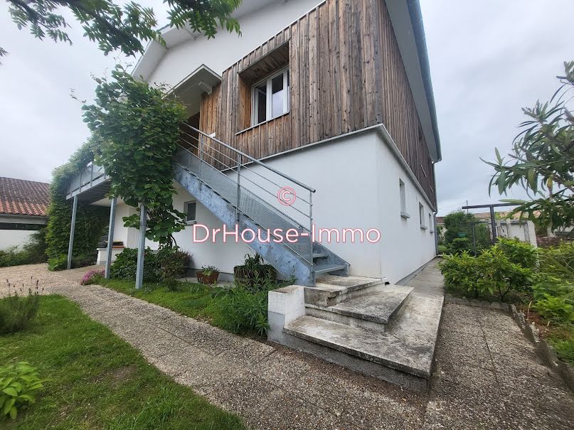 Vente maison 6 pièces 146 m² à Saint-André-de-Cubzac (33240), 438 000 €