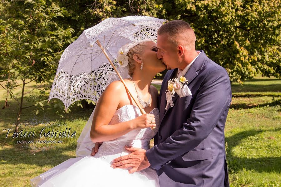 Fotógrafo de casamento Gabi Tövissi (tovissigabifoto). Foto de 3 de março 2019