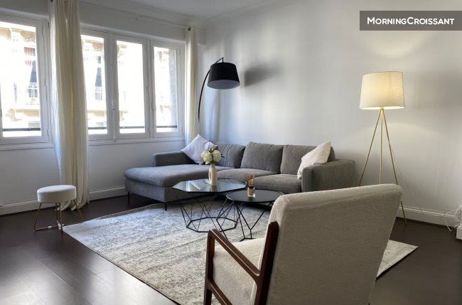 Location meublée appartement 1 pièce 61 m² à Paris 16ème (75016), 3 150 €