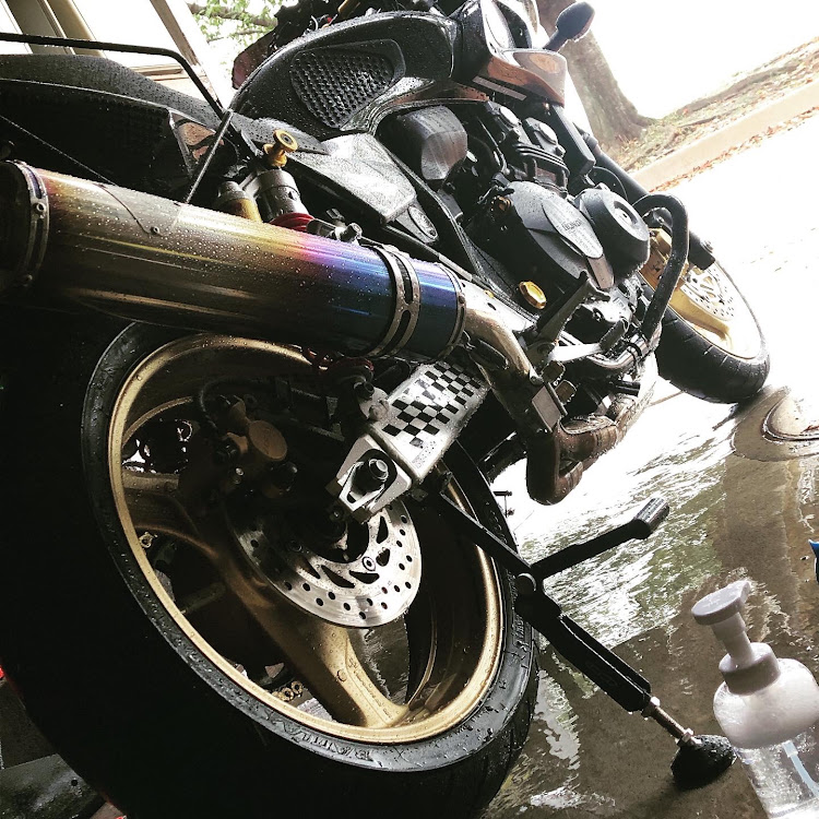 @@@さんが投稿したCB・CB400SB・ボルドール・コロナウイルスに負けるな・エクストレイルNT32に関するカスタム事例の投稿画像1枚目