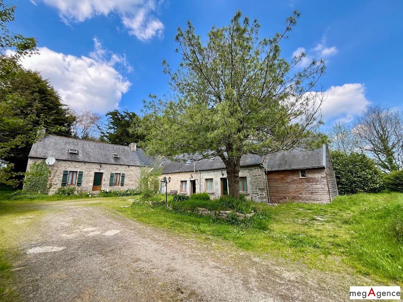 Vente maison 11 pièces 250 m² à Plésidy (22720), 314 000 €