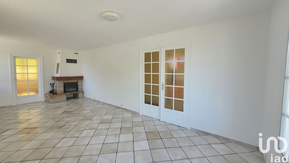 Vente maison 6 pièces 129 m² à Valence-en-Brie (77830), 300 000 €