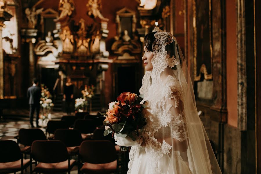 Fotografo di matrimoni Aleksandra Shulga (photololacz). Foto del 17 ottobre 2019