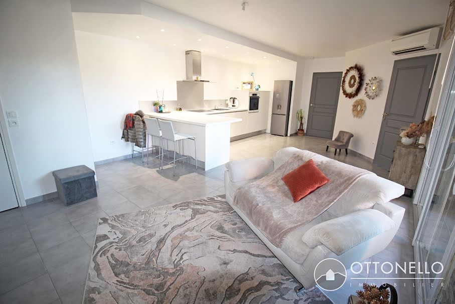 Vente appartement 3 pièces 66.2 m² à Roquebrune-sur-Argens (83520), 249 000 €