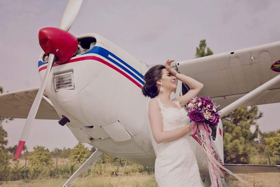 Fotógrafo de casamento Merve Bayındır Ercan (bayndrercan). Foto de 28 de setembro 2016