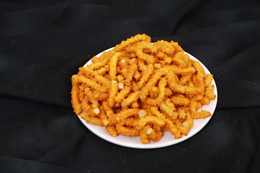 Tomato Muruku [200 Grams]