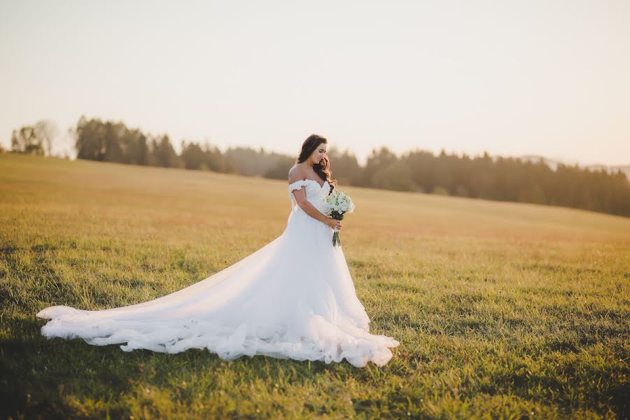 Fotograful de nuntă Jozef Sádecký (jozefsadecky). Fotografia din 28 noiembrie 2018