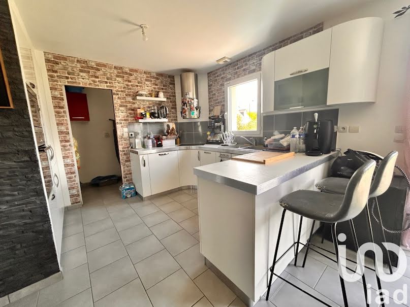 Vente maison 5 pièces 96 m² à Cléré-les-Pins (37340), 214 000 €