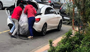 Armed robbers raided a clothing store in Durban's Musgrave Centre on Sunday, making off with bags of clothes.